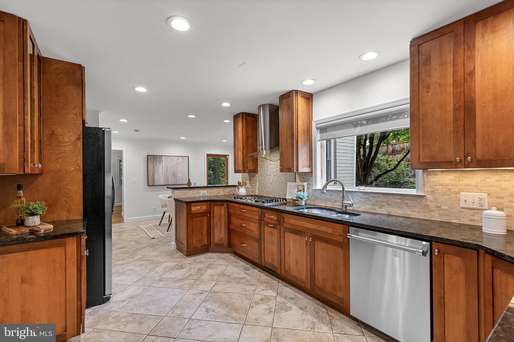 404 CROWN VIEW DRIVE