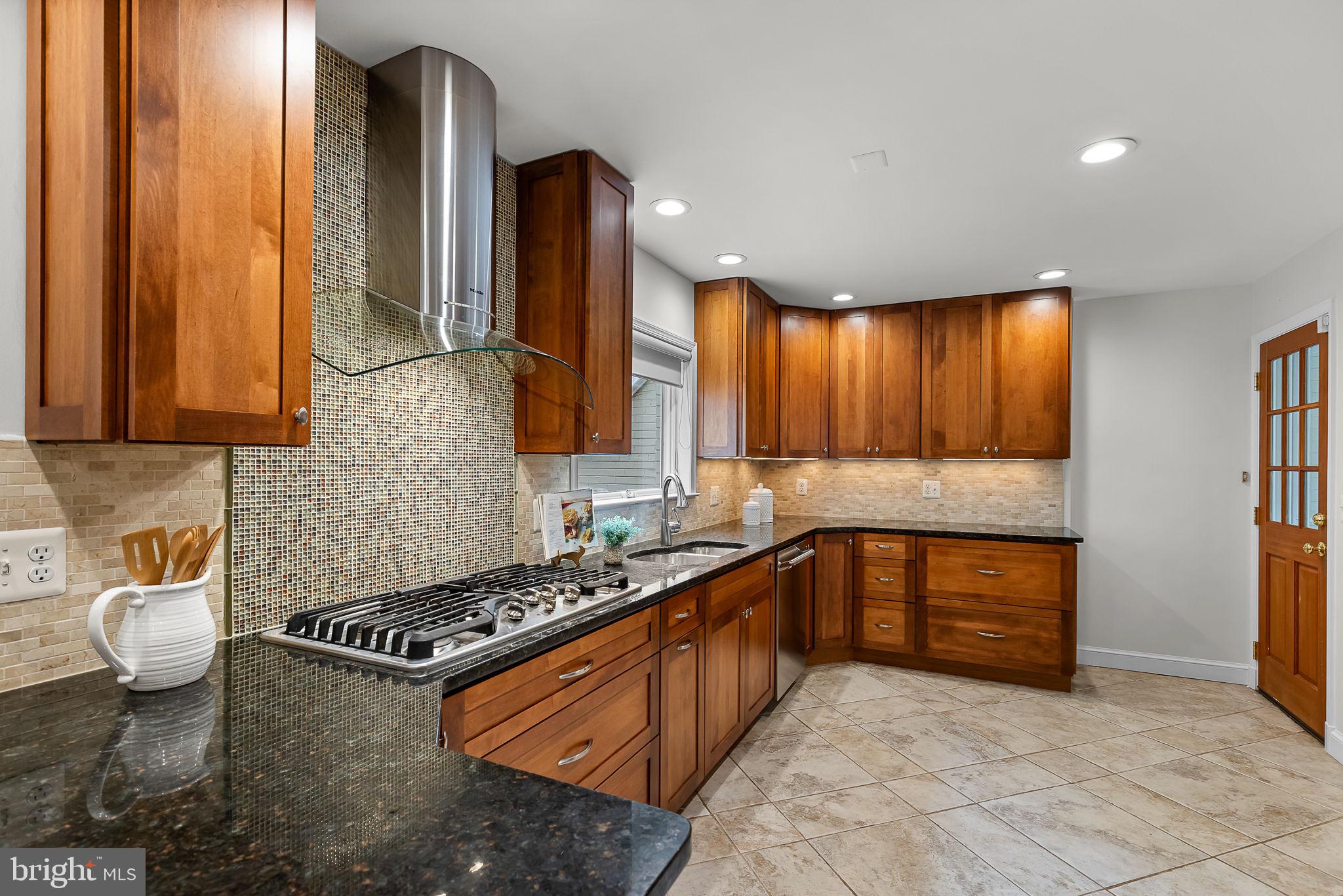 404 CROWN VIEW DRIVE