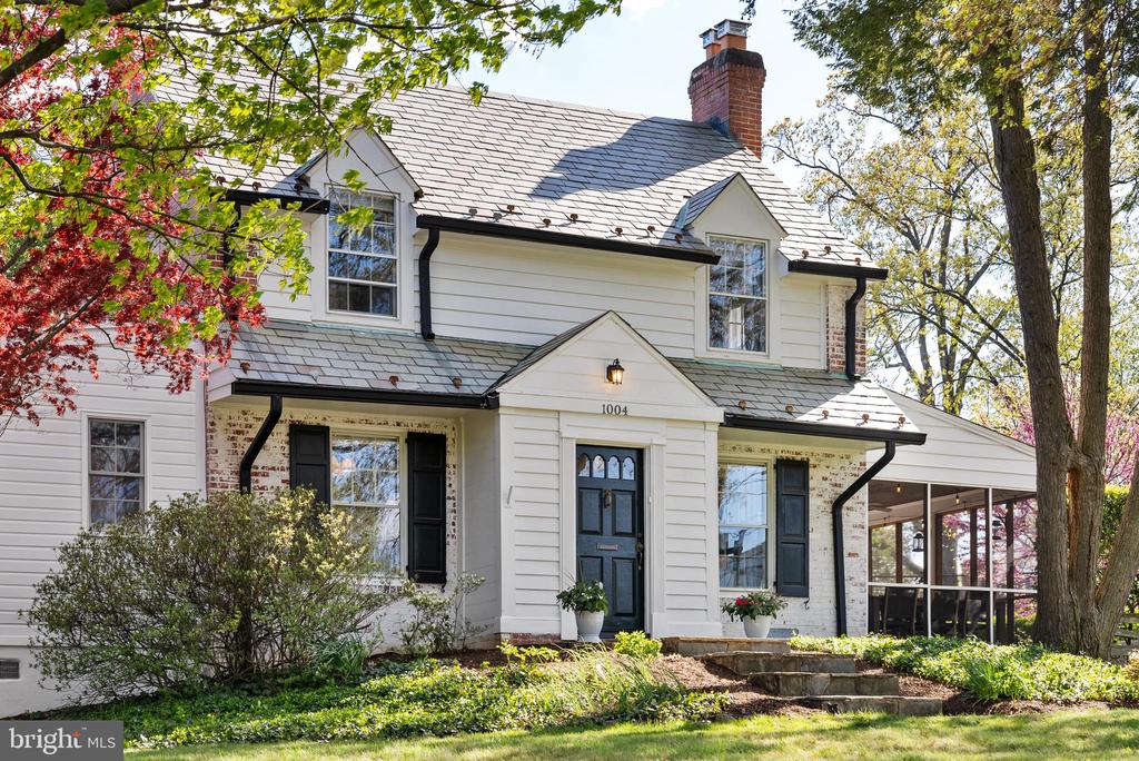 1004 JANNEYS LANE