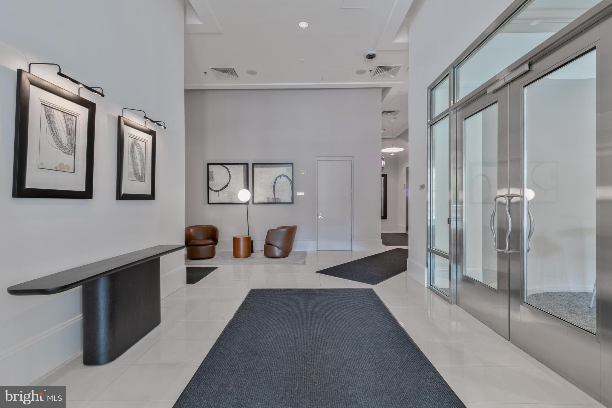 309 HOLLAND LANE 136