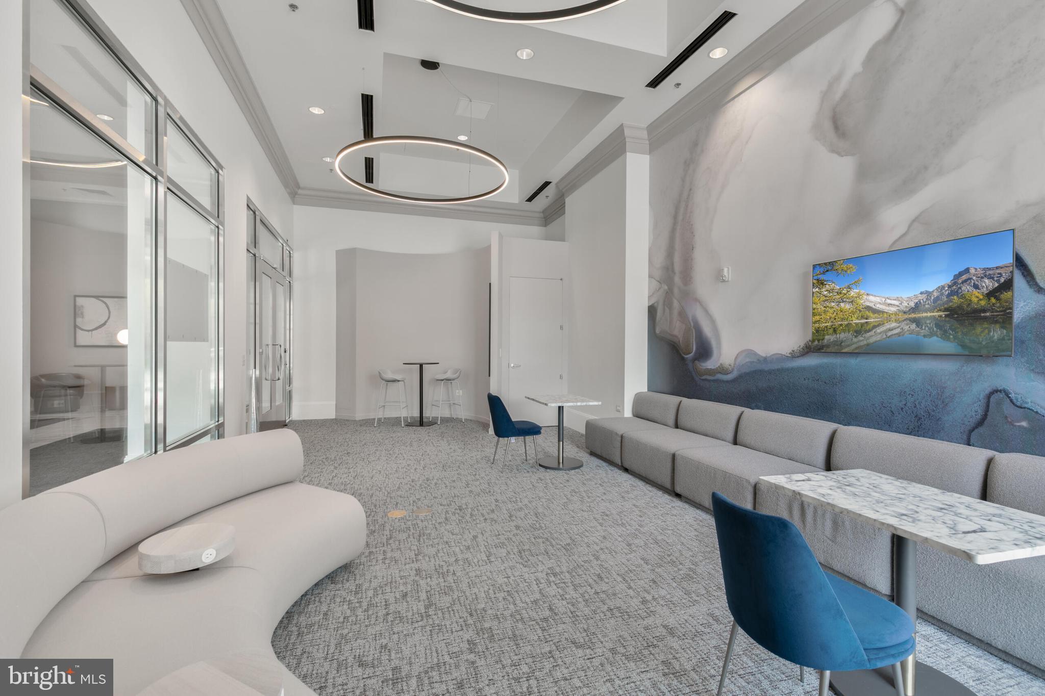 309 HOLLAND LANE 136