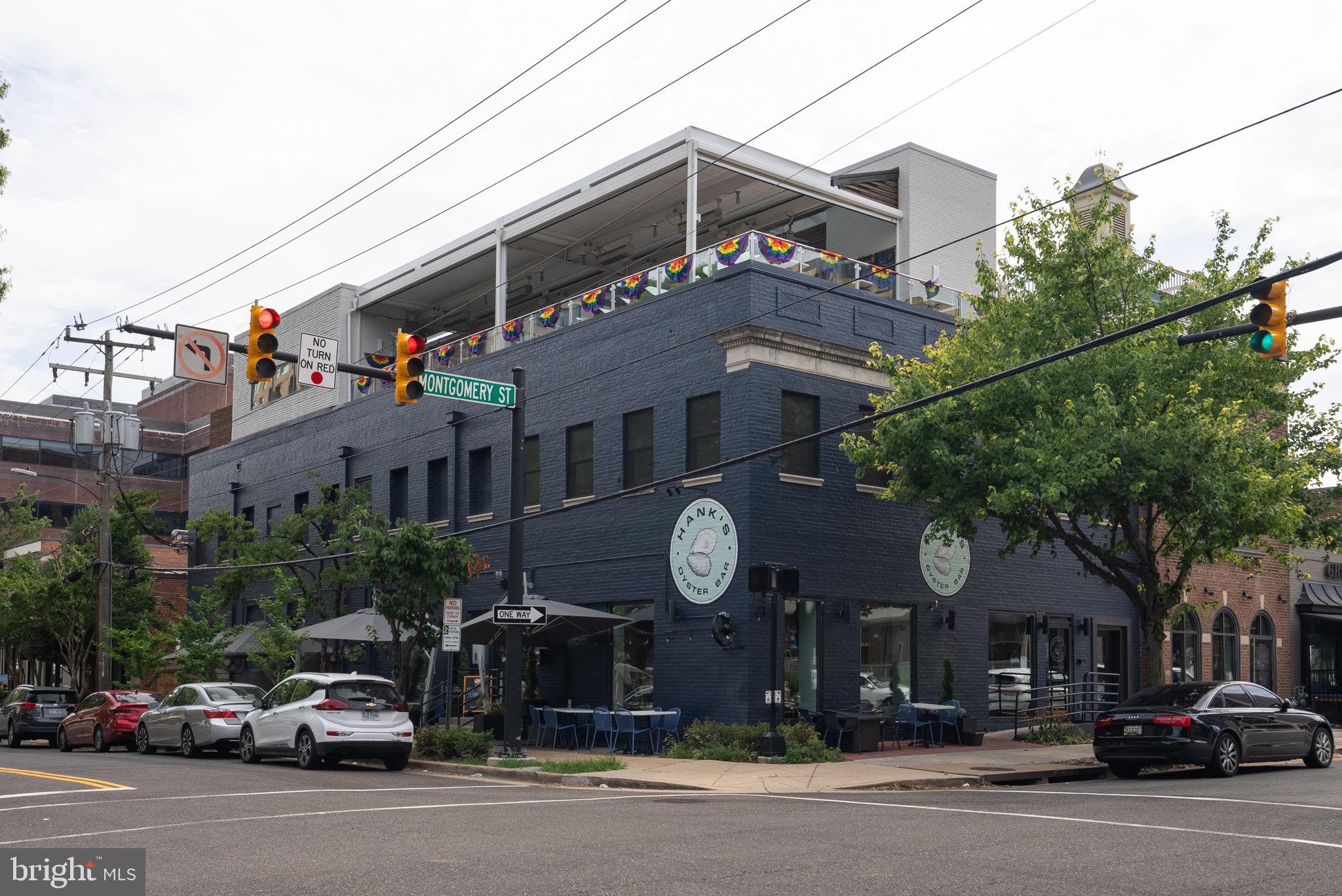 501 SLATERS LANE 1016