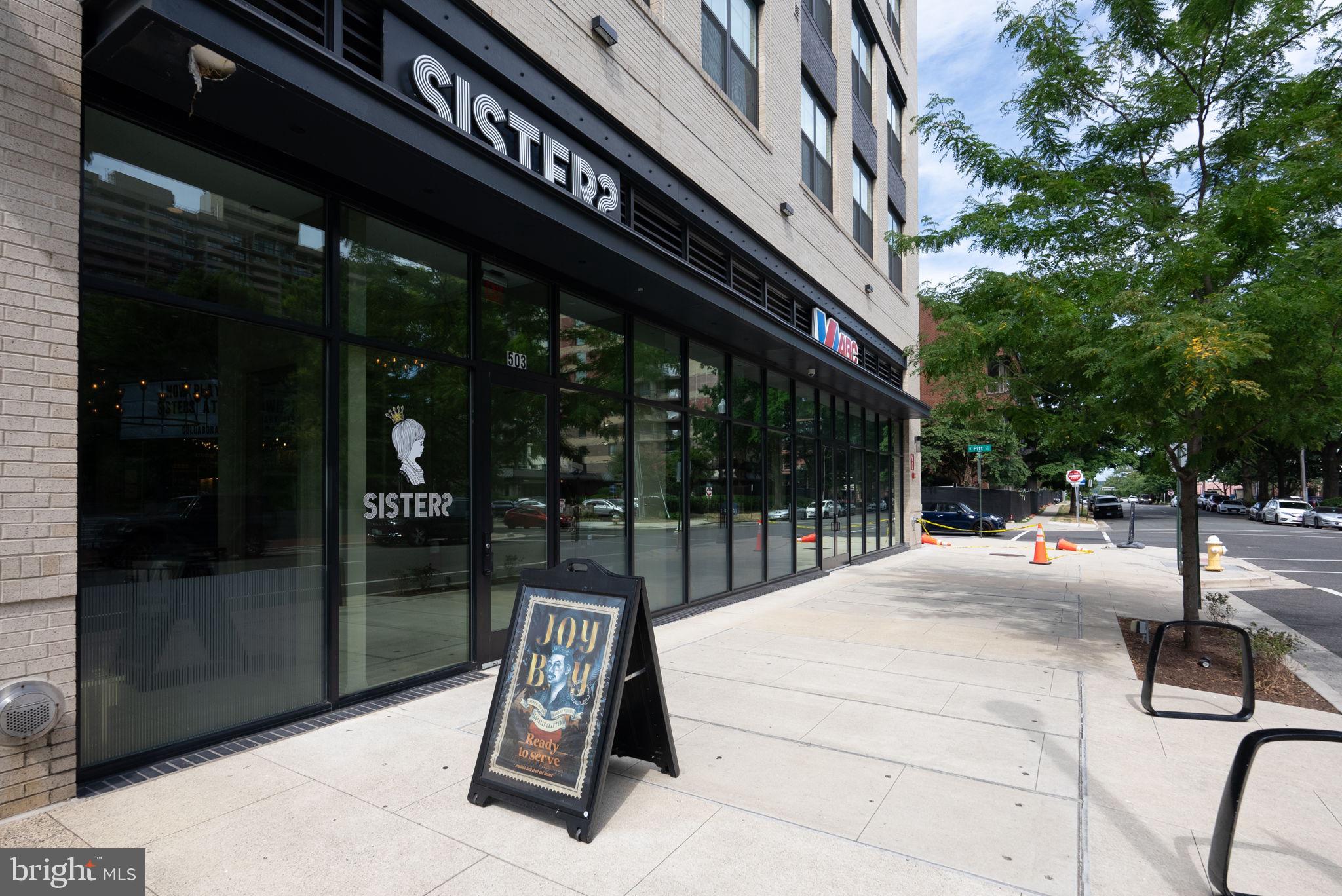 501 SLATERS LANE 1016