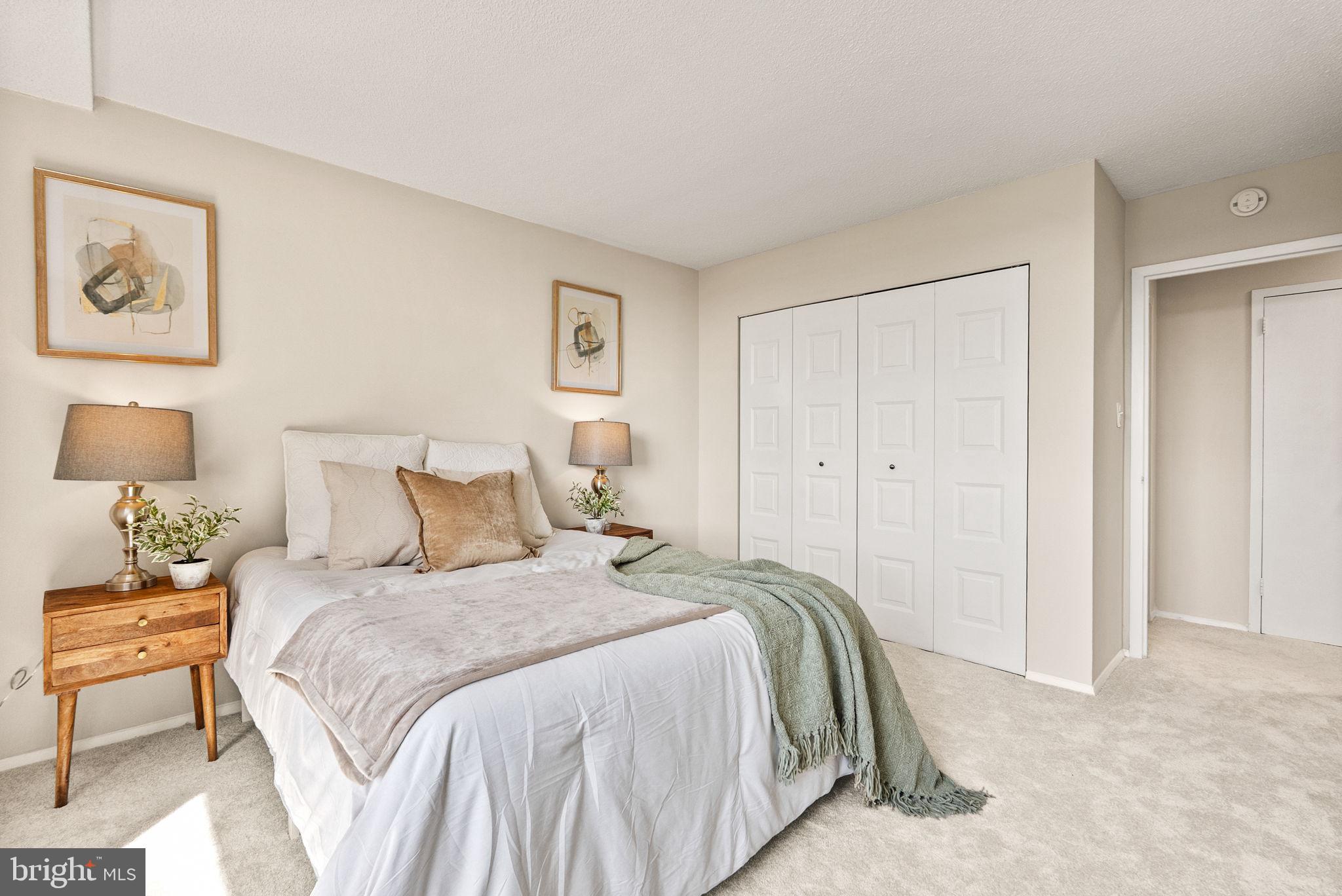 501 SLATERS LANE 1016