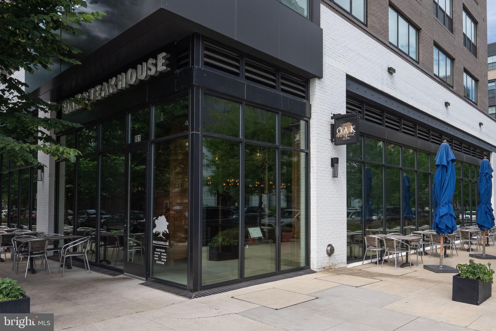 501 SLATERS LANE 1016