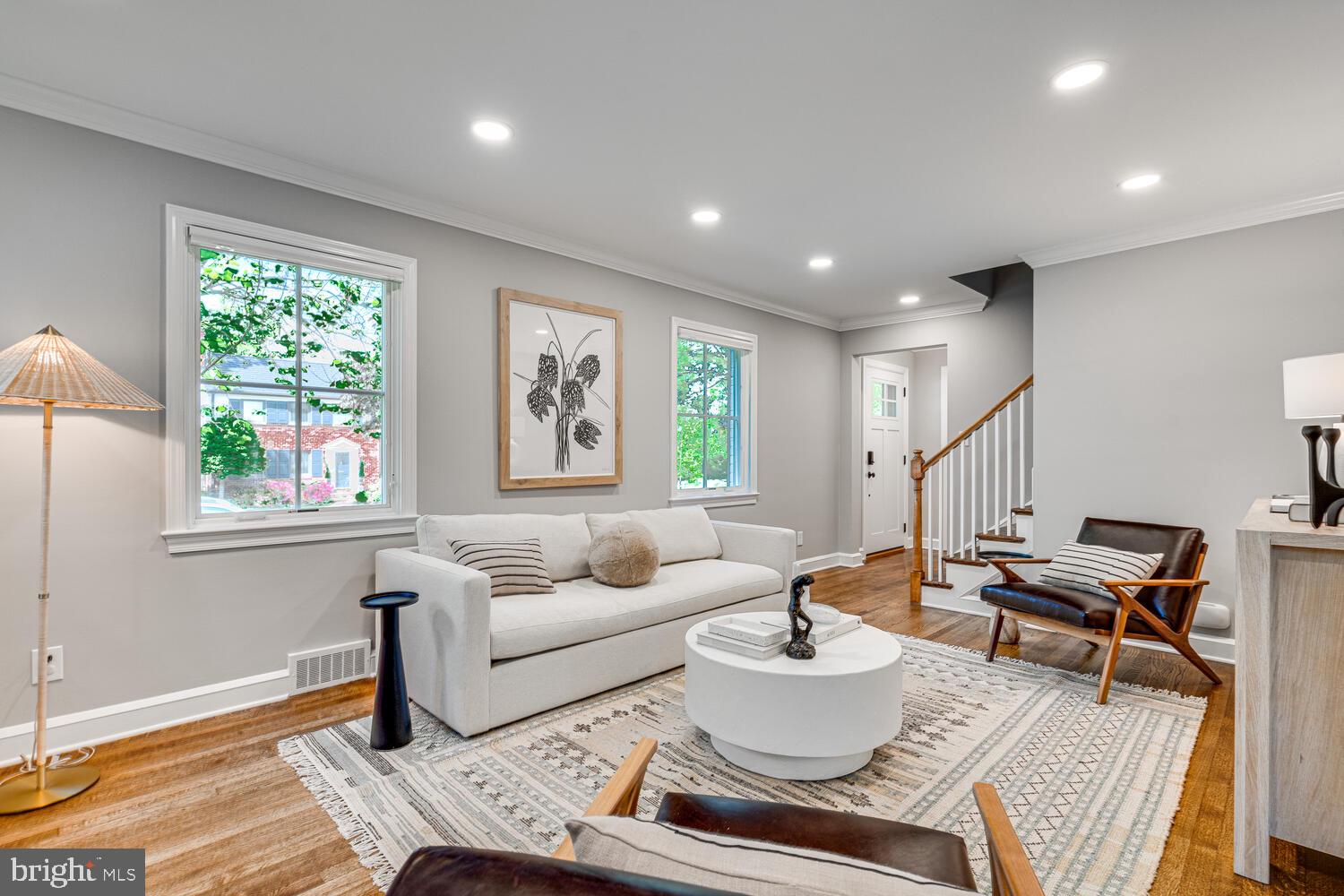 704 GRAND VIEW DRIVE