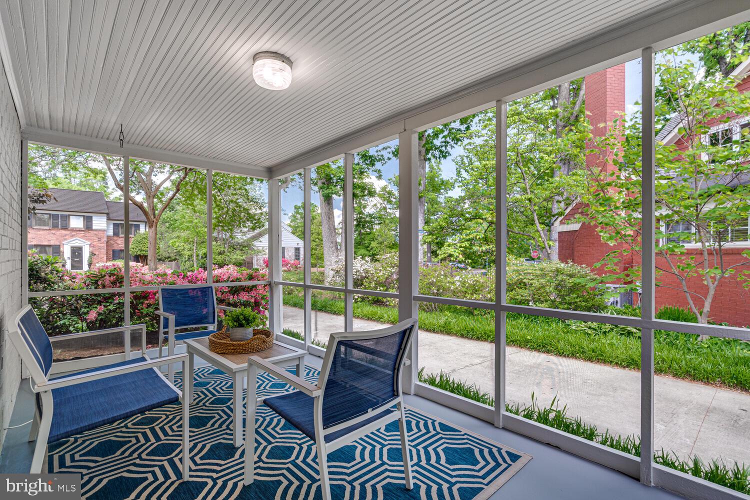 704 GRAND VIEW DRIVE