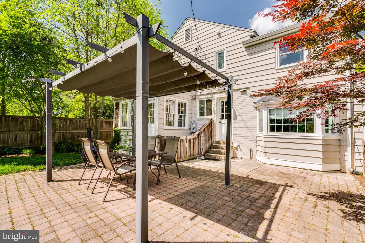 704 GRAND VIEW DRIVE