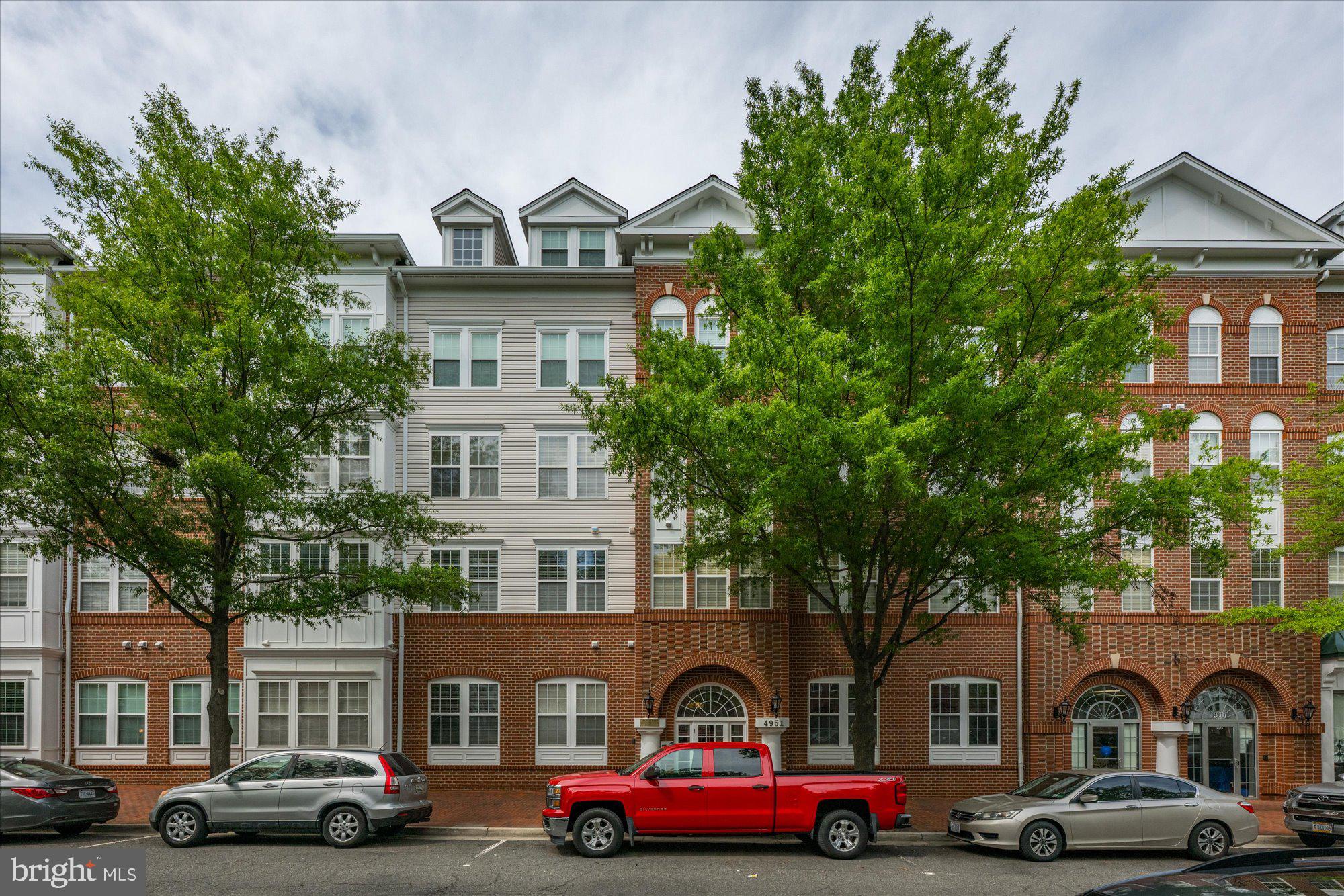 4951 BRENMAN PARK DRIVE 414