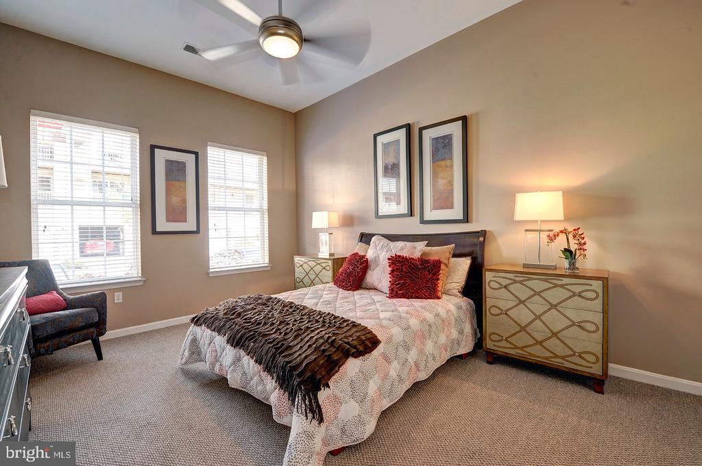 4951 BRENMAN PARK DRIVE 101