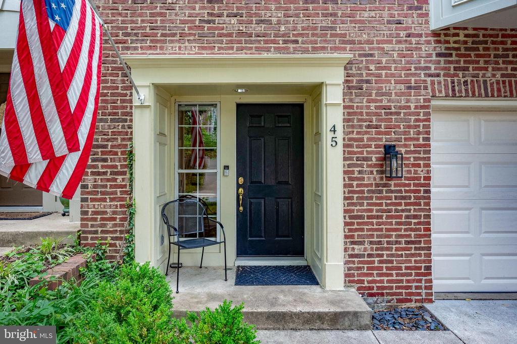 45 ARELL COURT