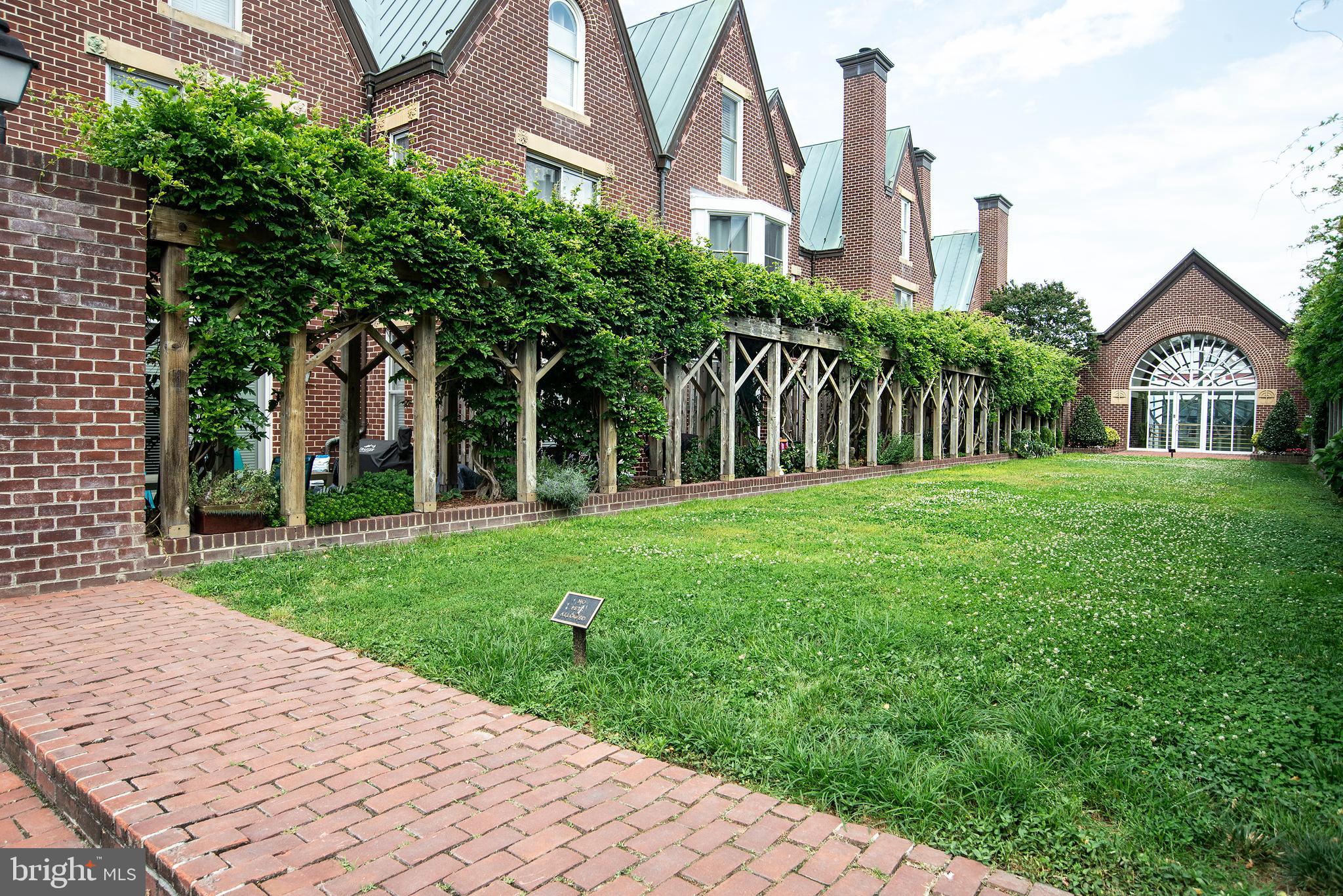 110 CAMERON STREET CS104