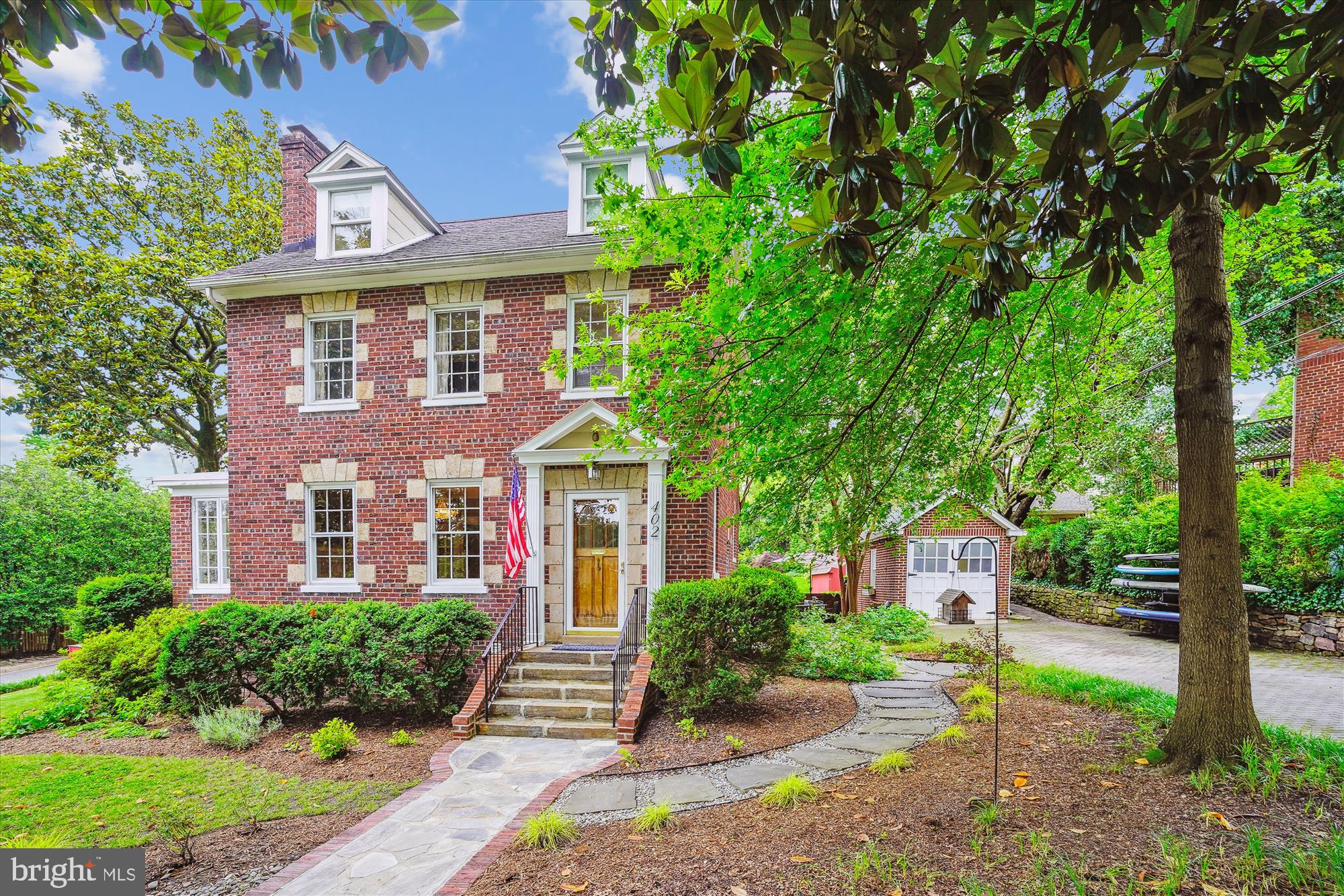 402 W MASONIC VIEW AVENUE