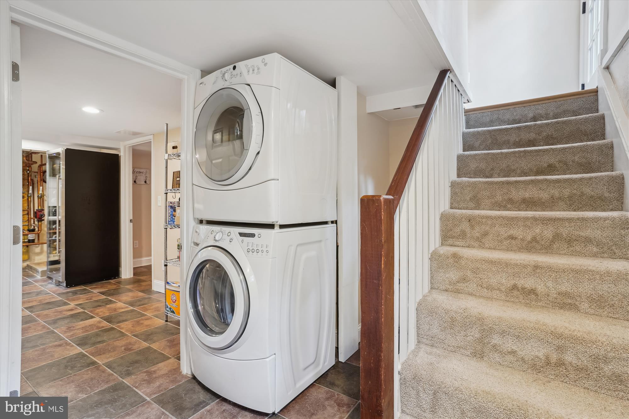 402 W MASONIC VIEW AVENUE