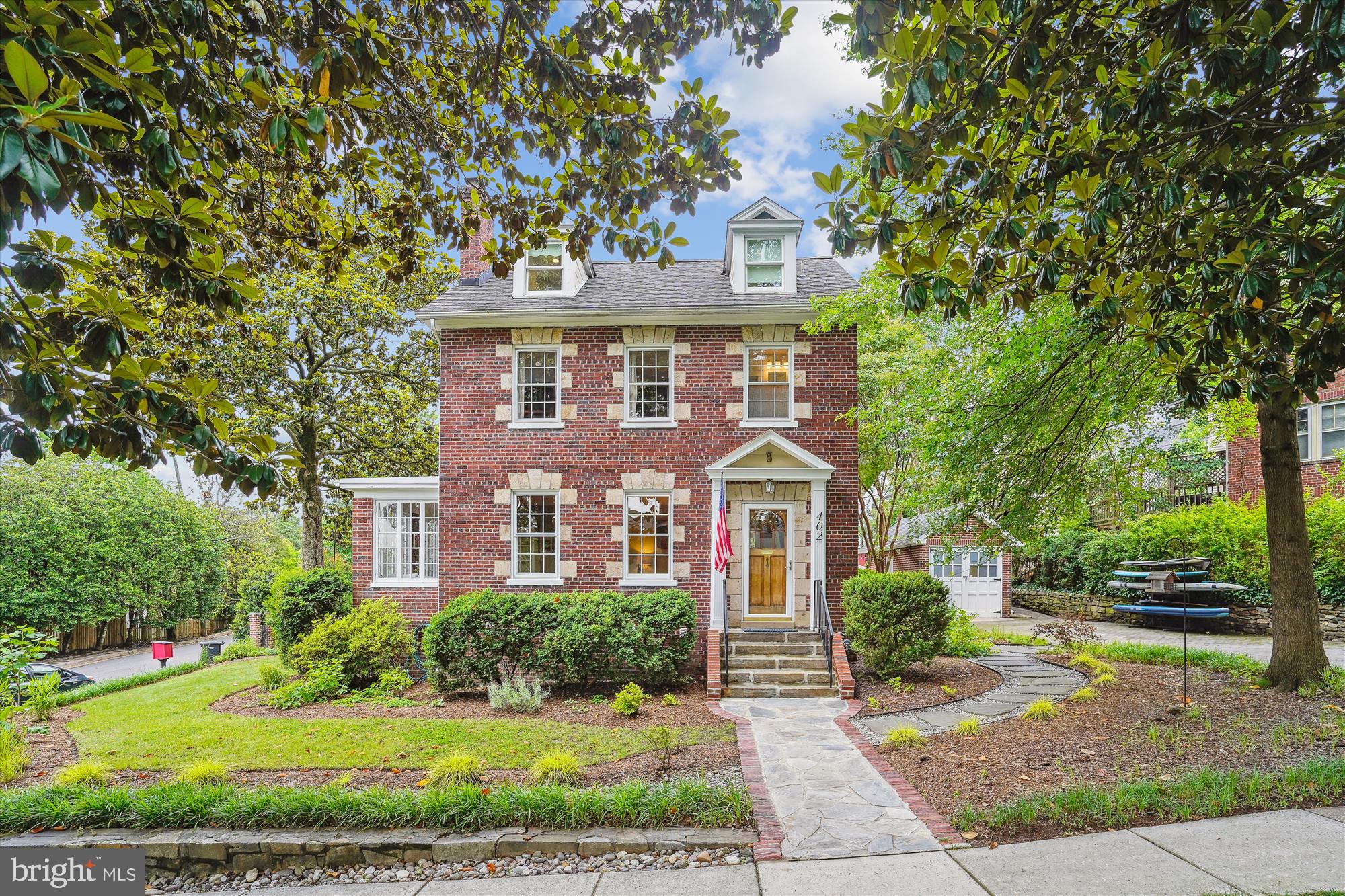 402 W MASONIC VIEW AVENUE