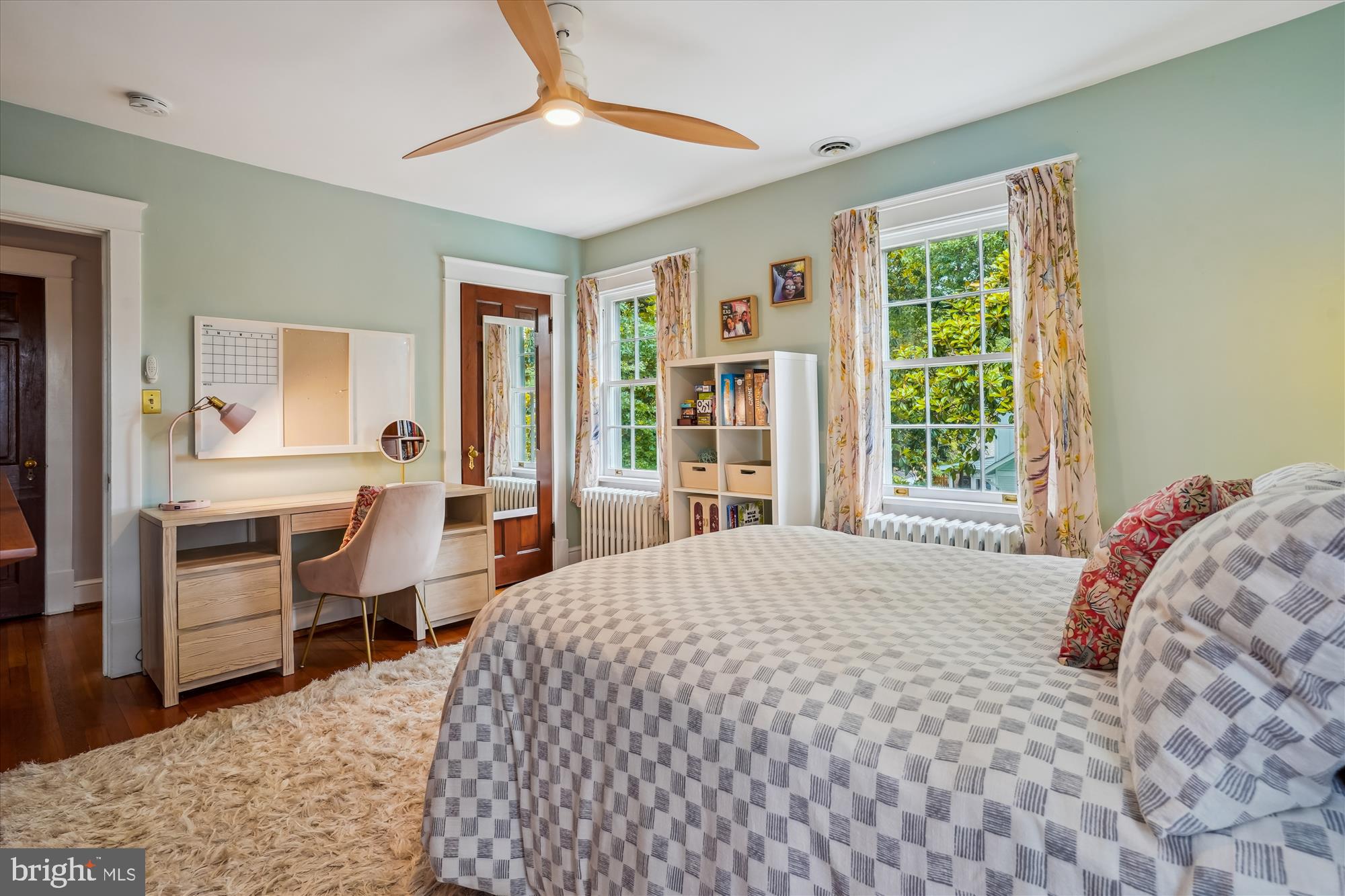 402 W MASONIC VIEW AVENUE