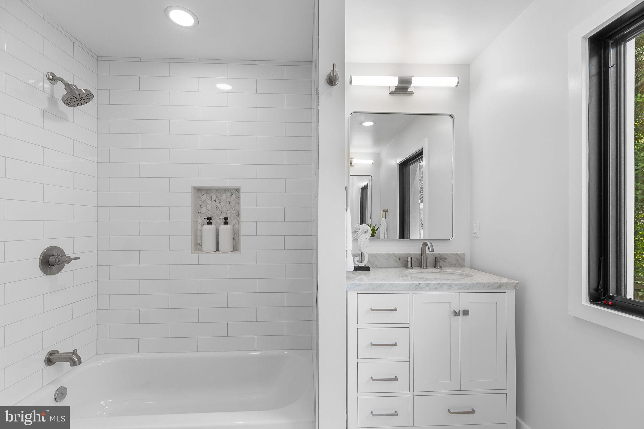 1324 KINGSTON AVENUE