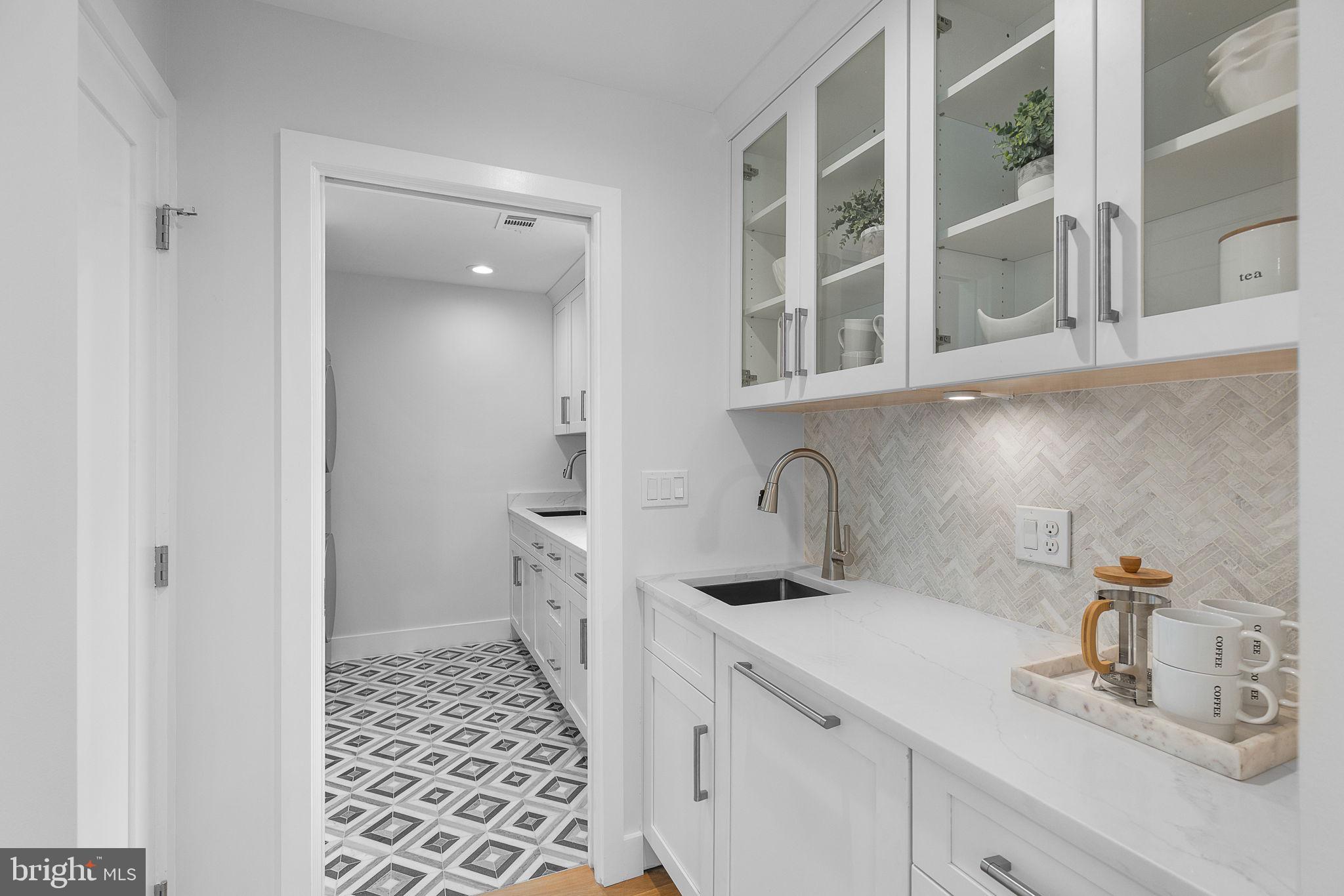 1324 KINGSTON AVENUE