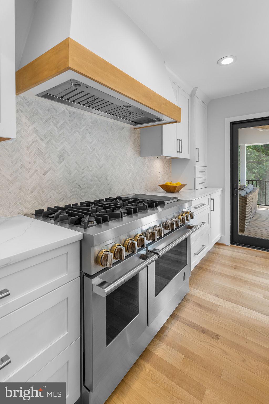 1324 KINGSTON AVENUE