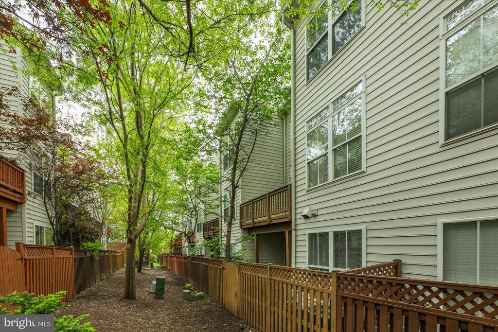 5267 POCOSIN LANE