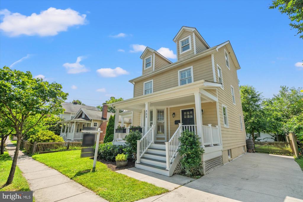 323 CLIFFORD AVENUE