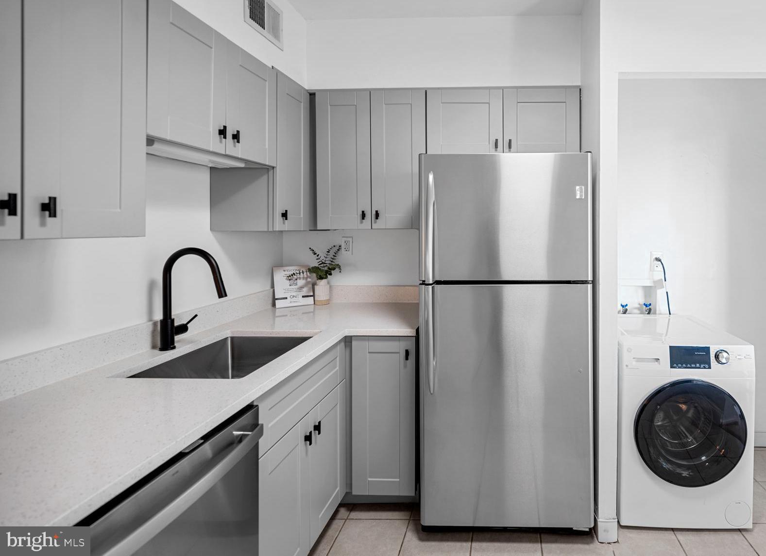 5500 HOLMES RUN PARKWAY 1103