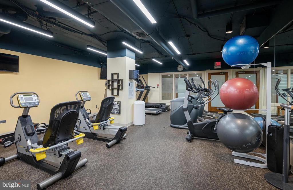5500 HOLMES RUN PARKWAY 1103
