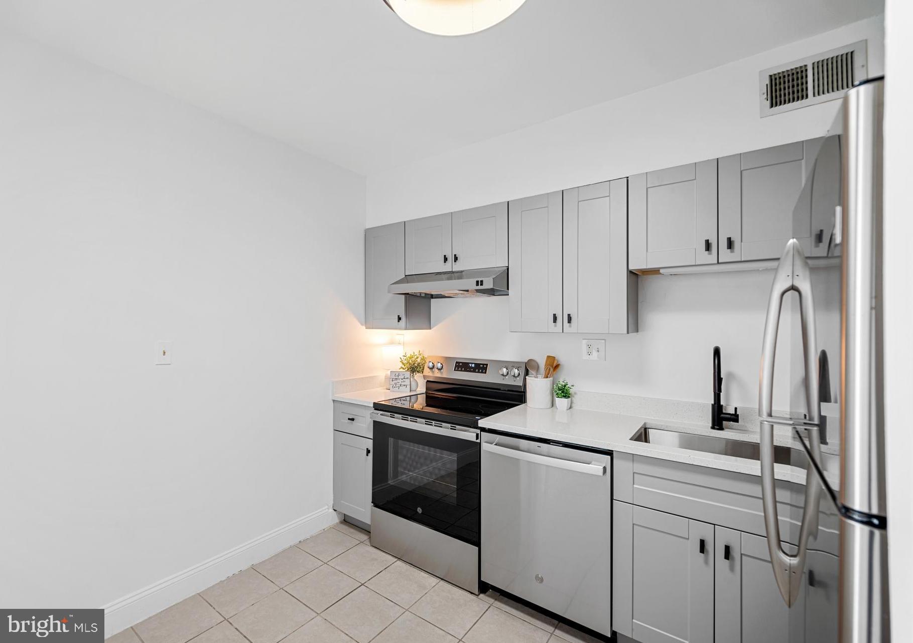 5500 HOLMES RUN PARKWAY 1103