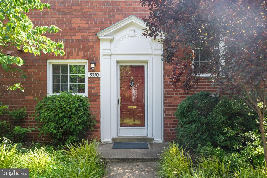 3370 GUNSTON ROAD