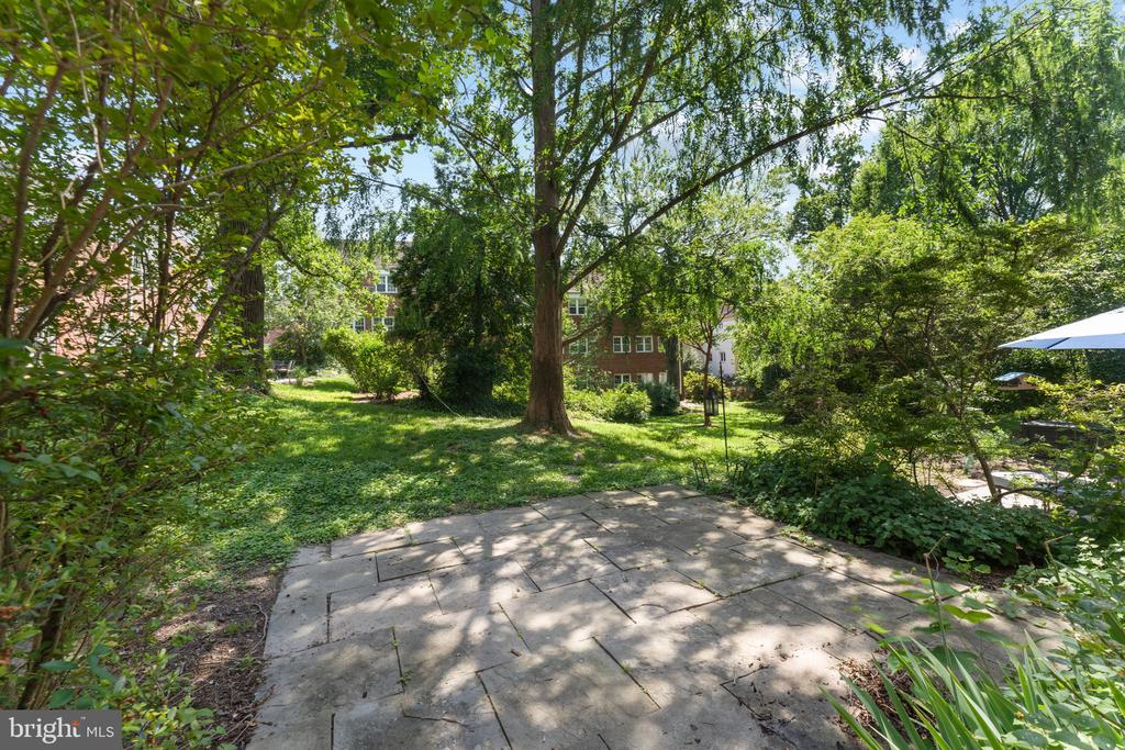 3370 GUNSTON ROAD