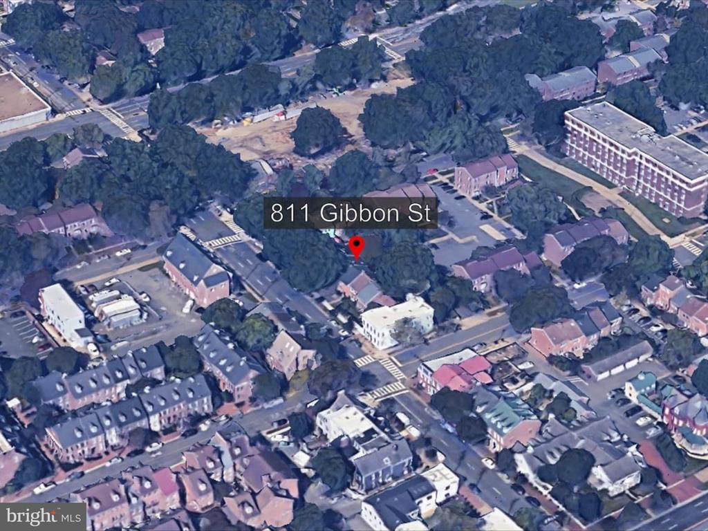 811 GIBBON STREET