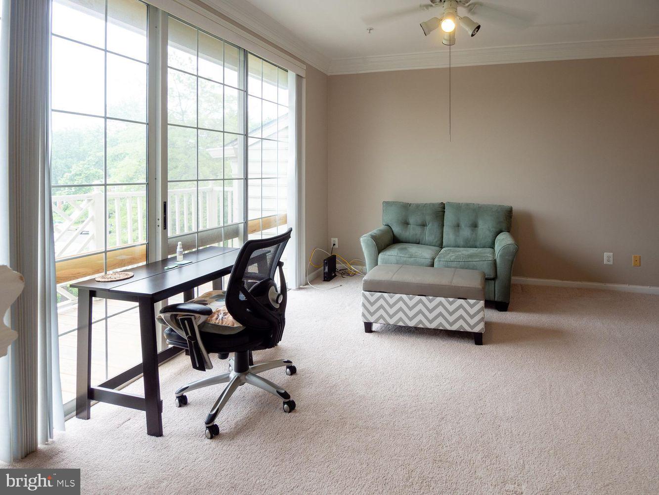 1819 KENWOOD AVENUE 303