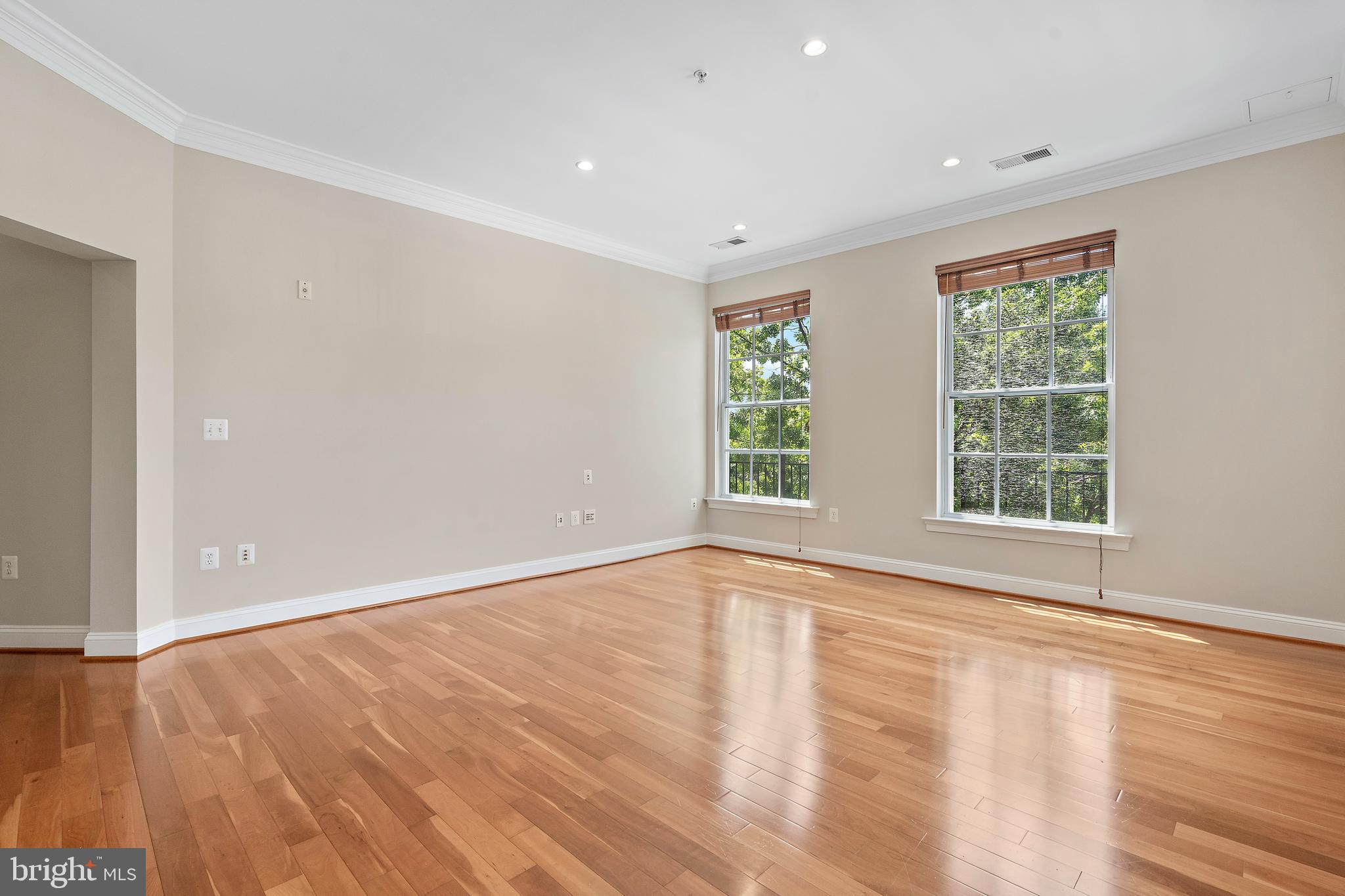 1023 N ROYAL STREET 217