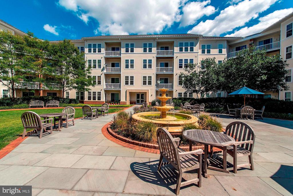 400 CAMERON STATION BOULEVARD 315