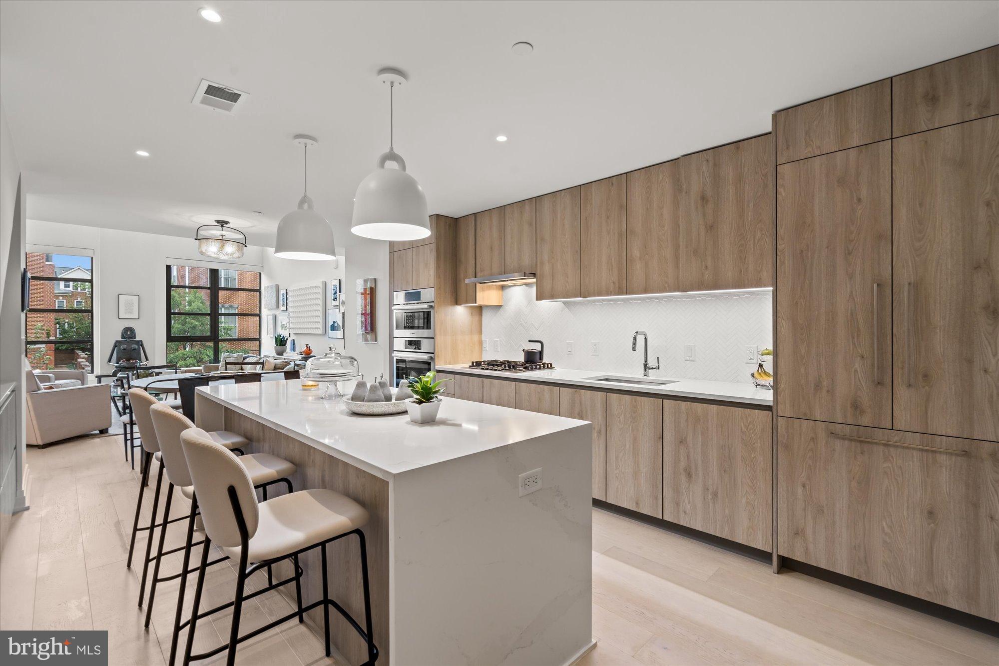 1201 N ROYAL STREET 214