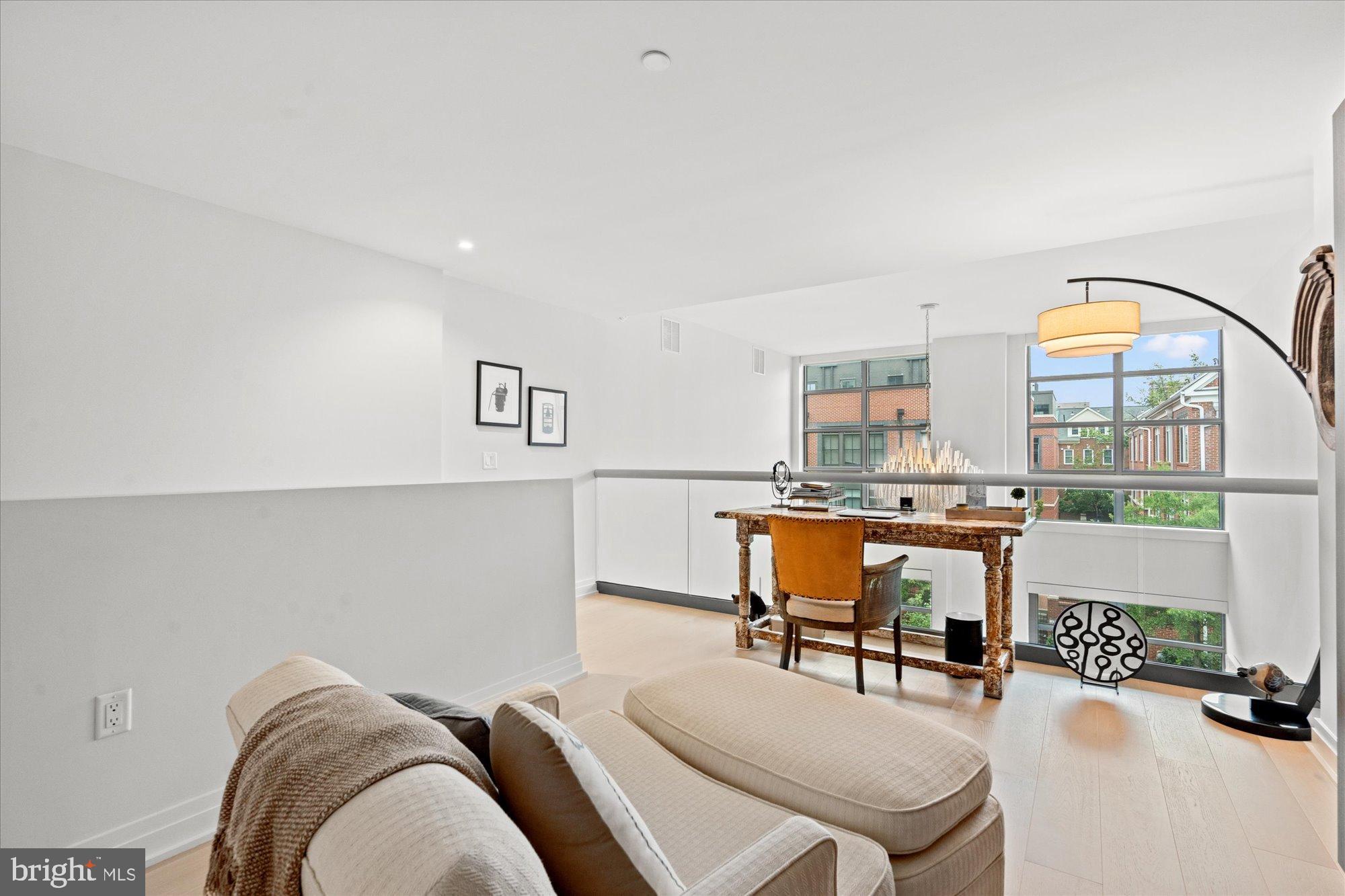 1201 N ROYAL STREET 214