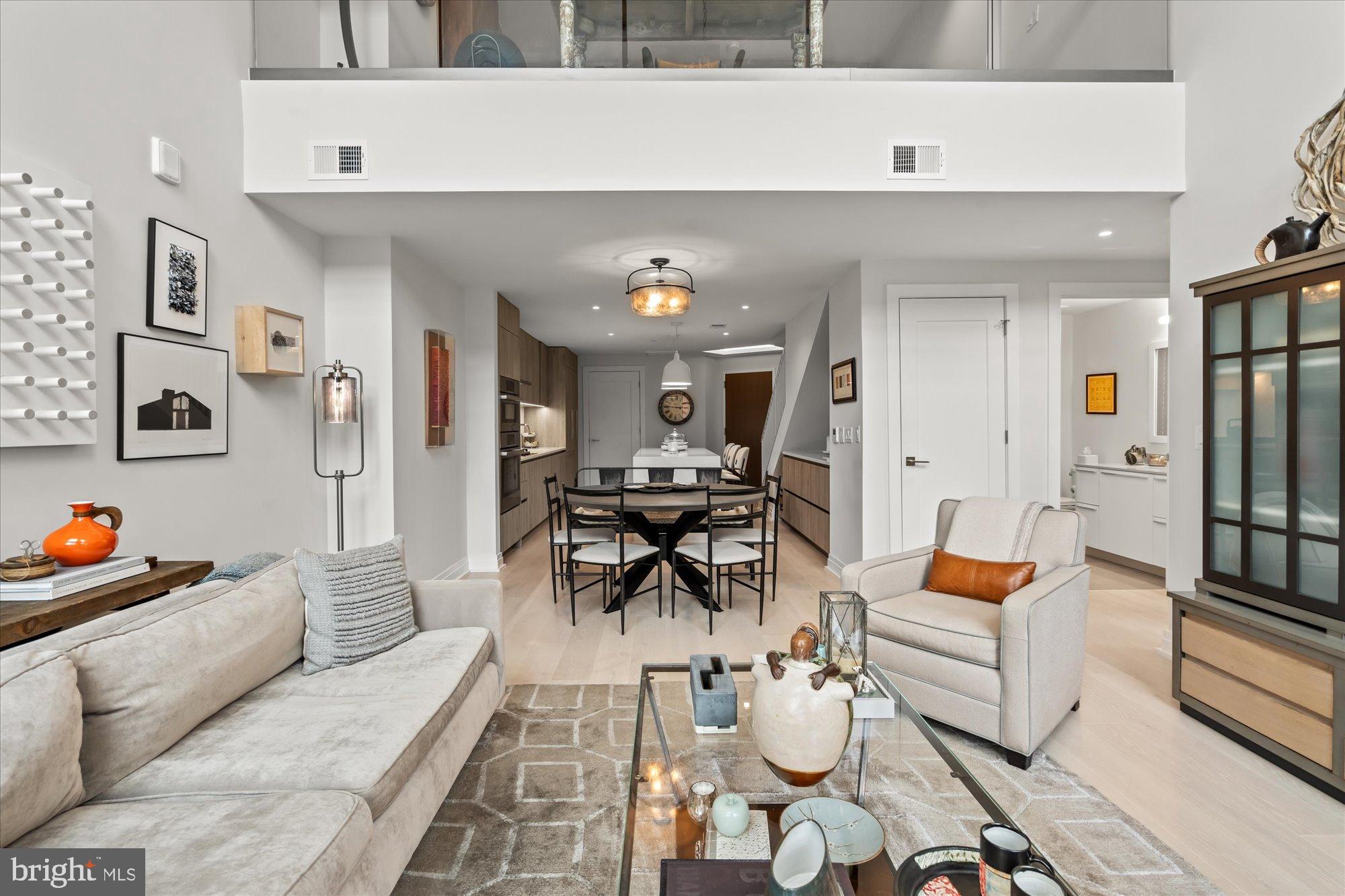 1201 N ROYAL STREET 214