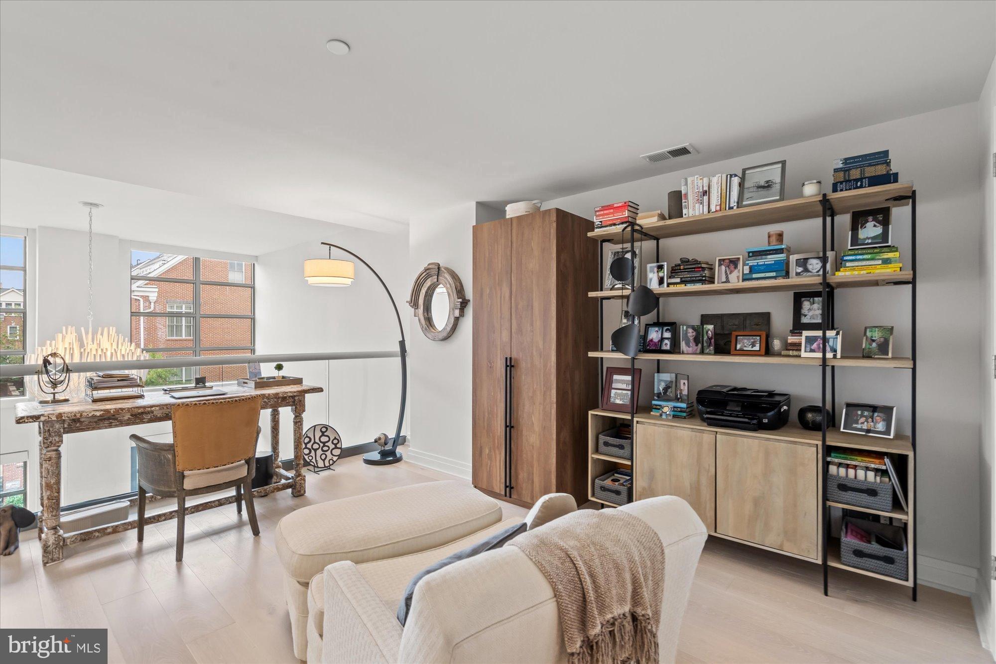 1201 N ROYAL STREET 214