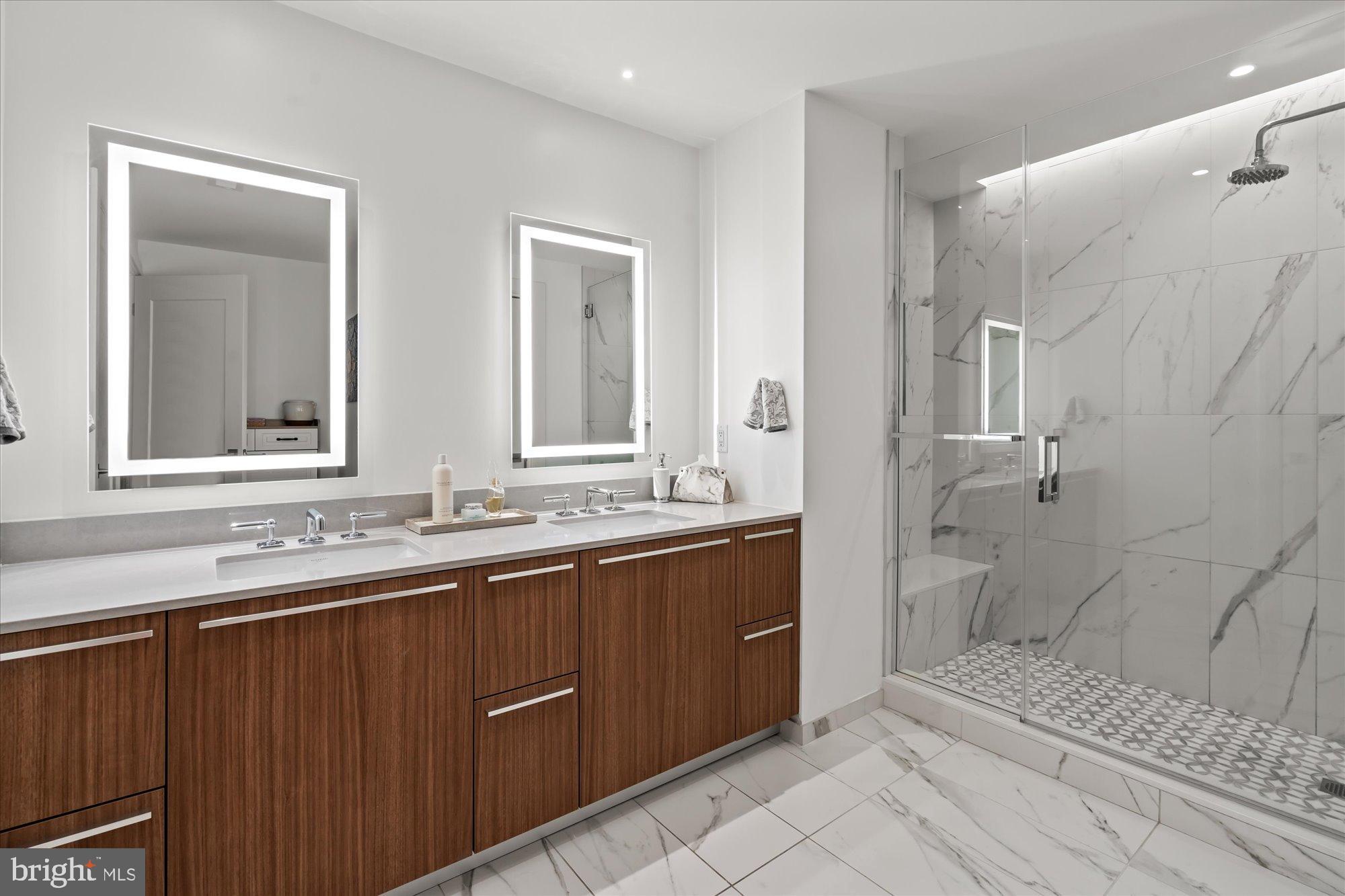 1201 N ROYAL STREET 214