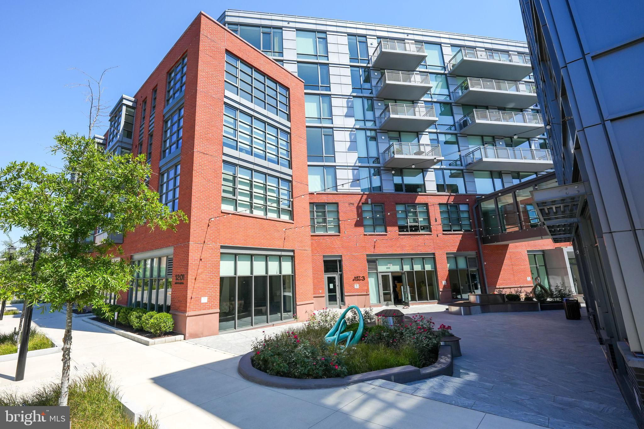 1201 N ROYAL STREET 214