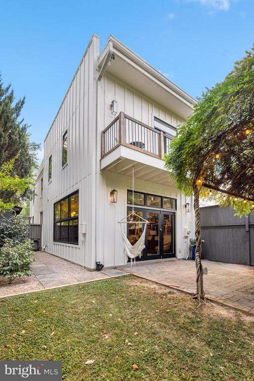 416 DUNCAN AVENUE