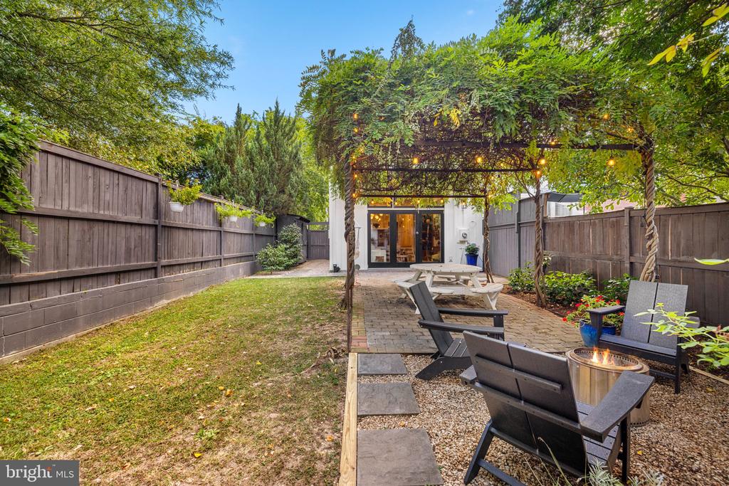 416 DUNCAN AVENUE