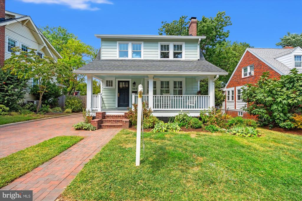 107 W LURAY AVENUE
