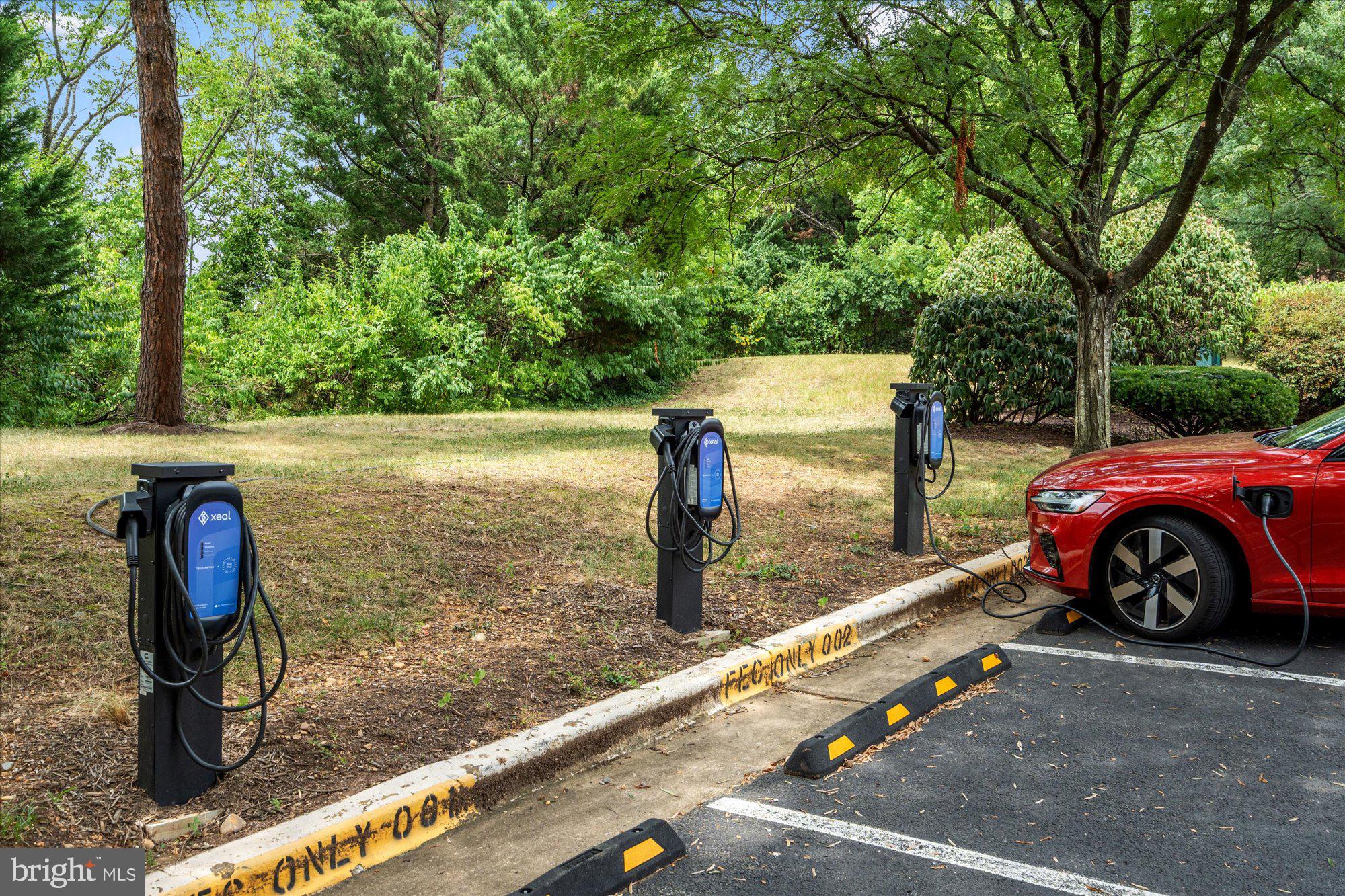 132 ROBERTS LANE 303