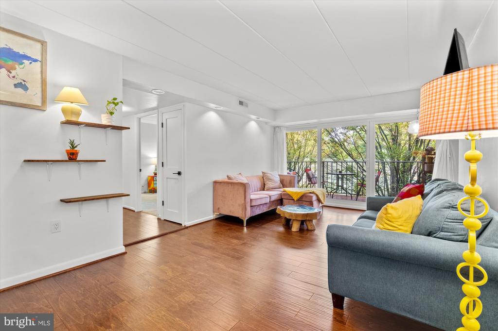 132 ROBERTS LANE 303