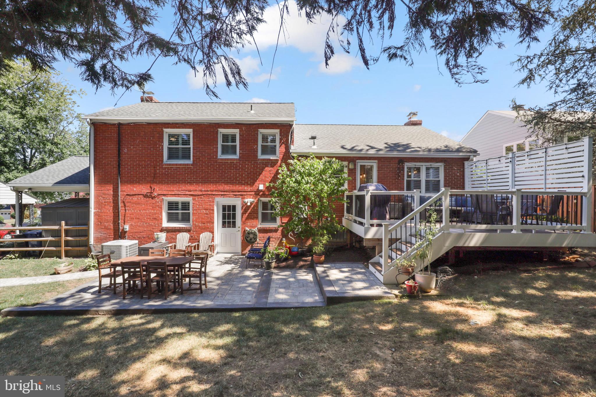 4534 LA SALLE AVENUE