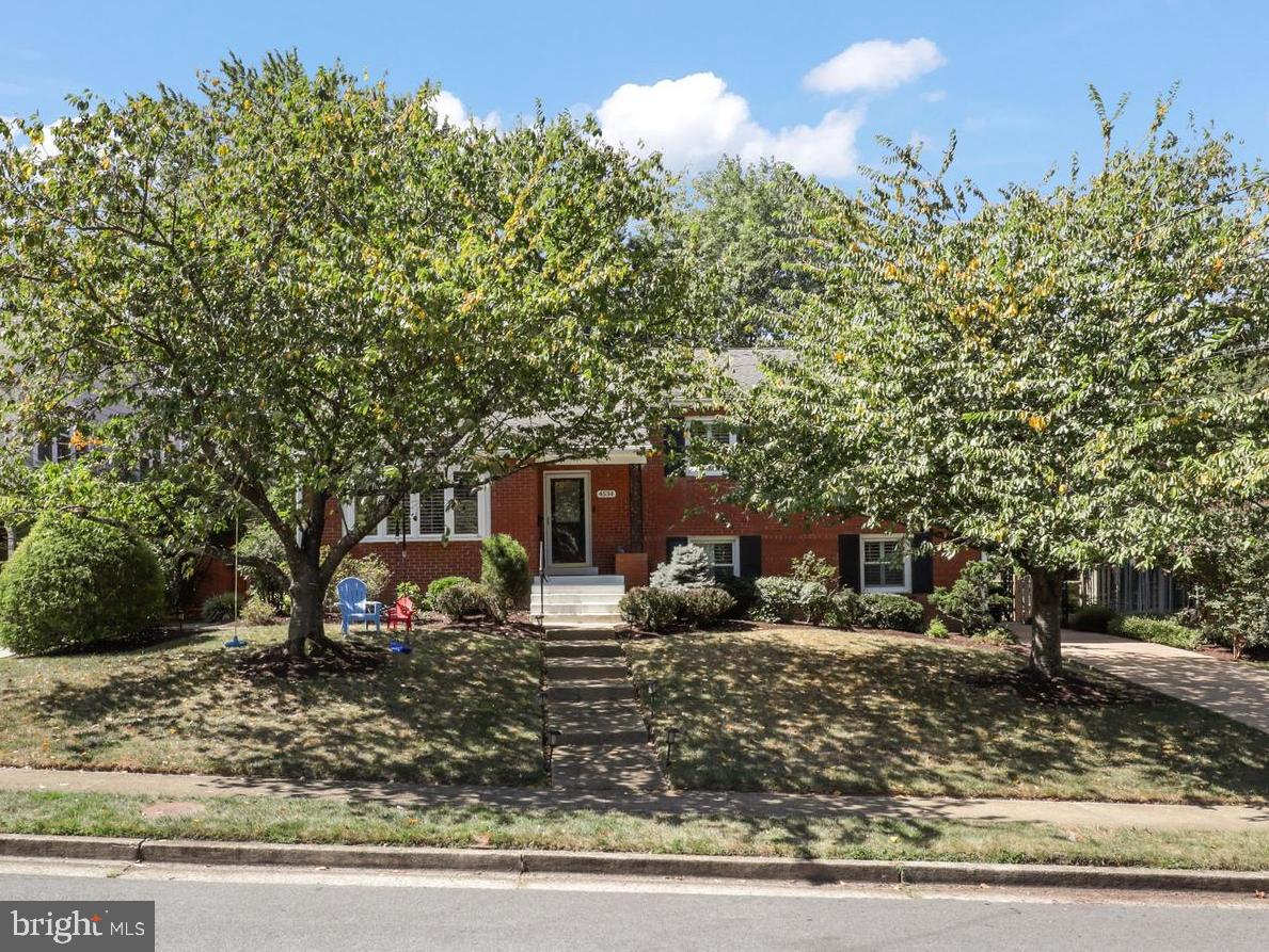 4534 LA SALLE AVENUE