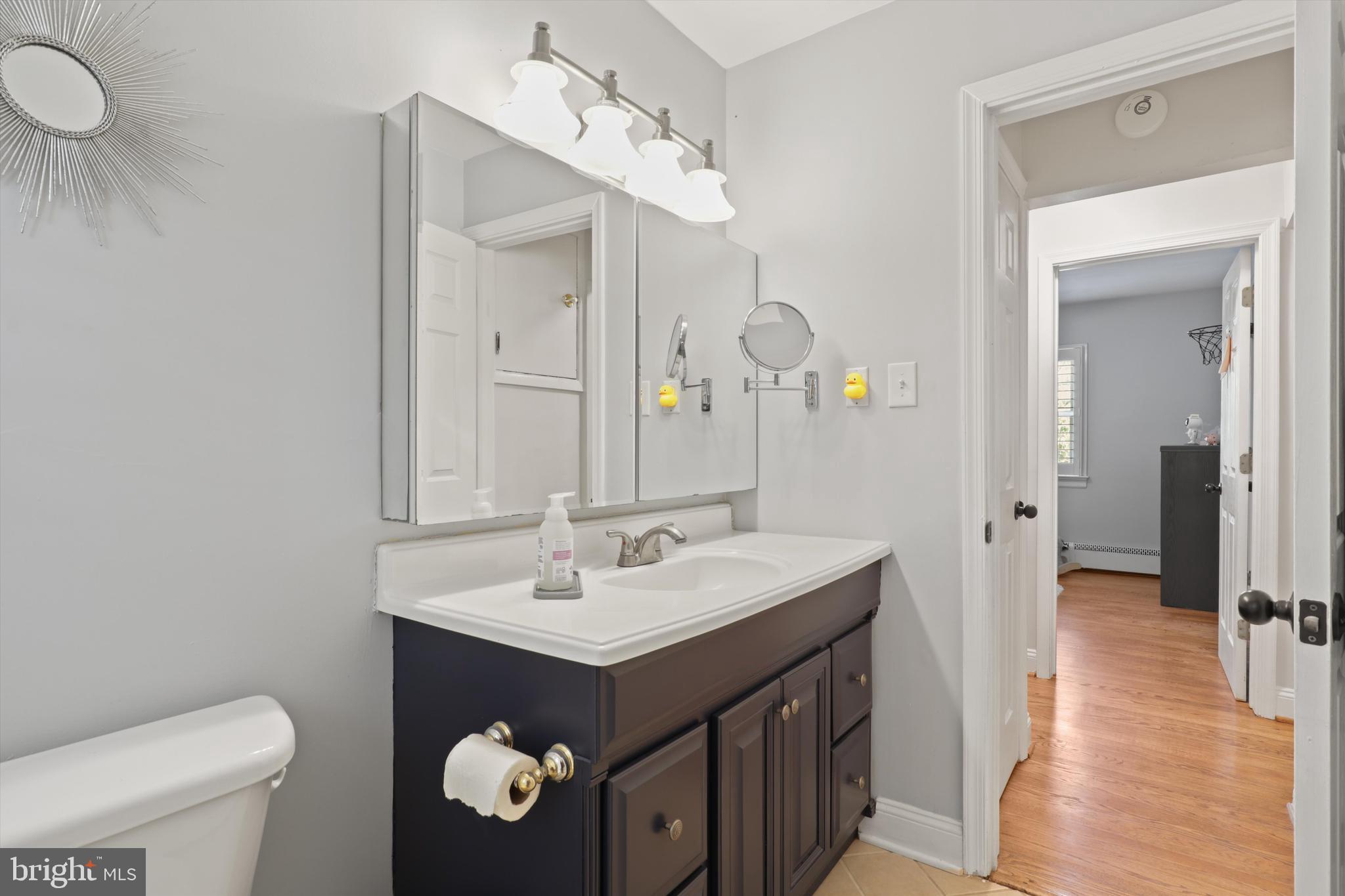 4534 LA SALLE AVENUE