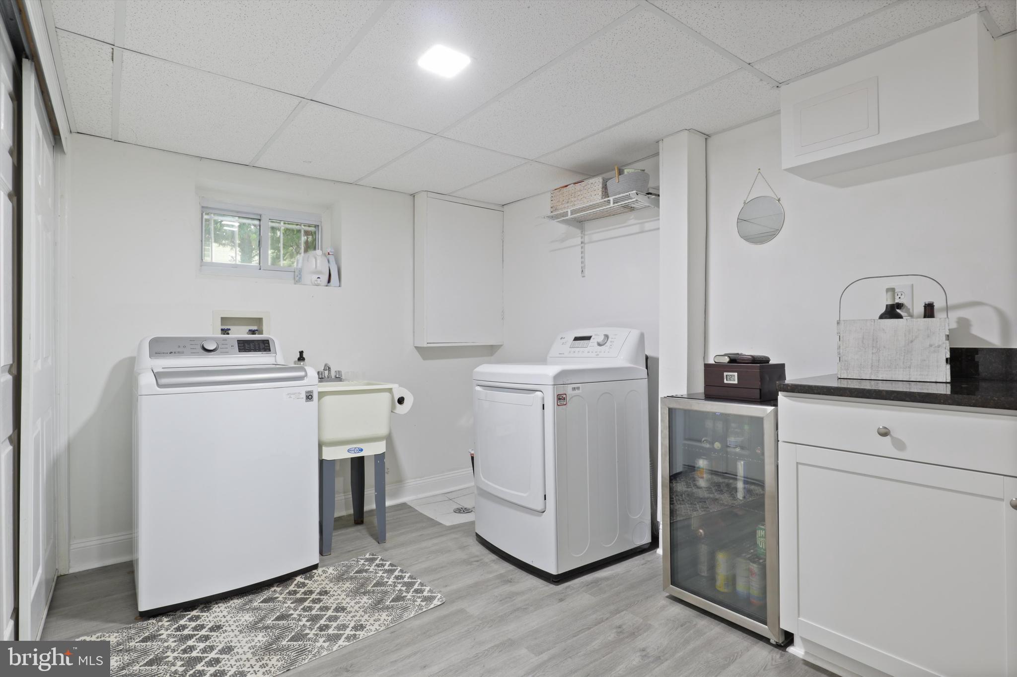 4534 LA SALLE AVENUE