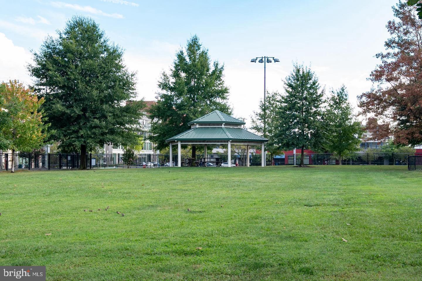 1023 N ROYAL STREET 109